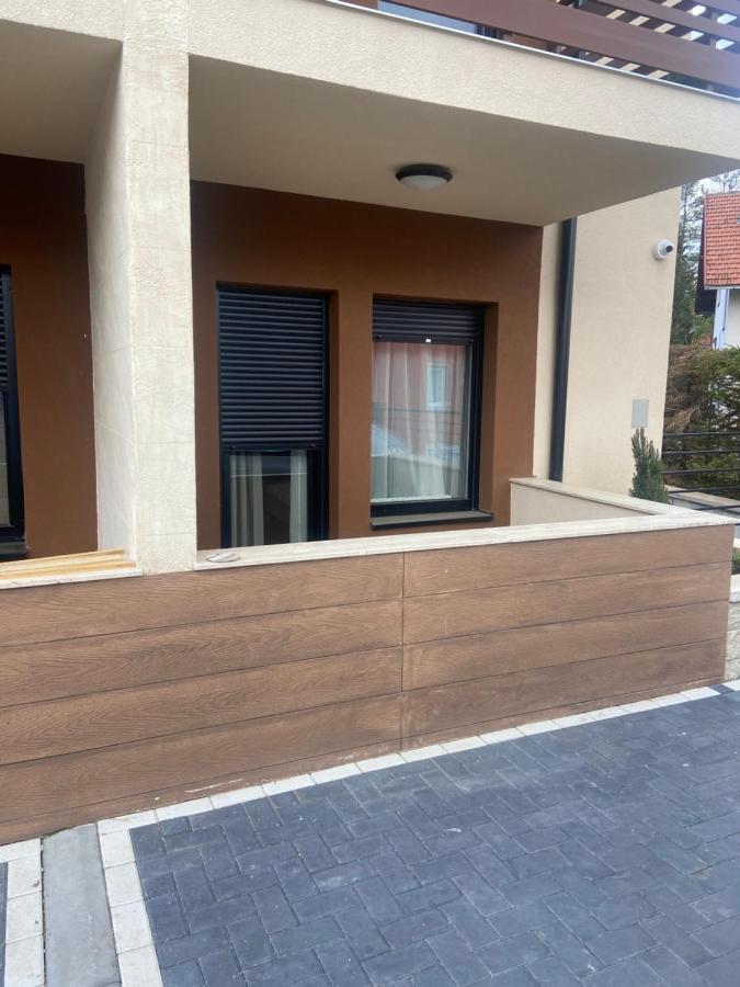 Apartment Gomax 4 *